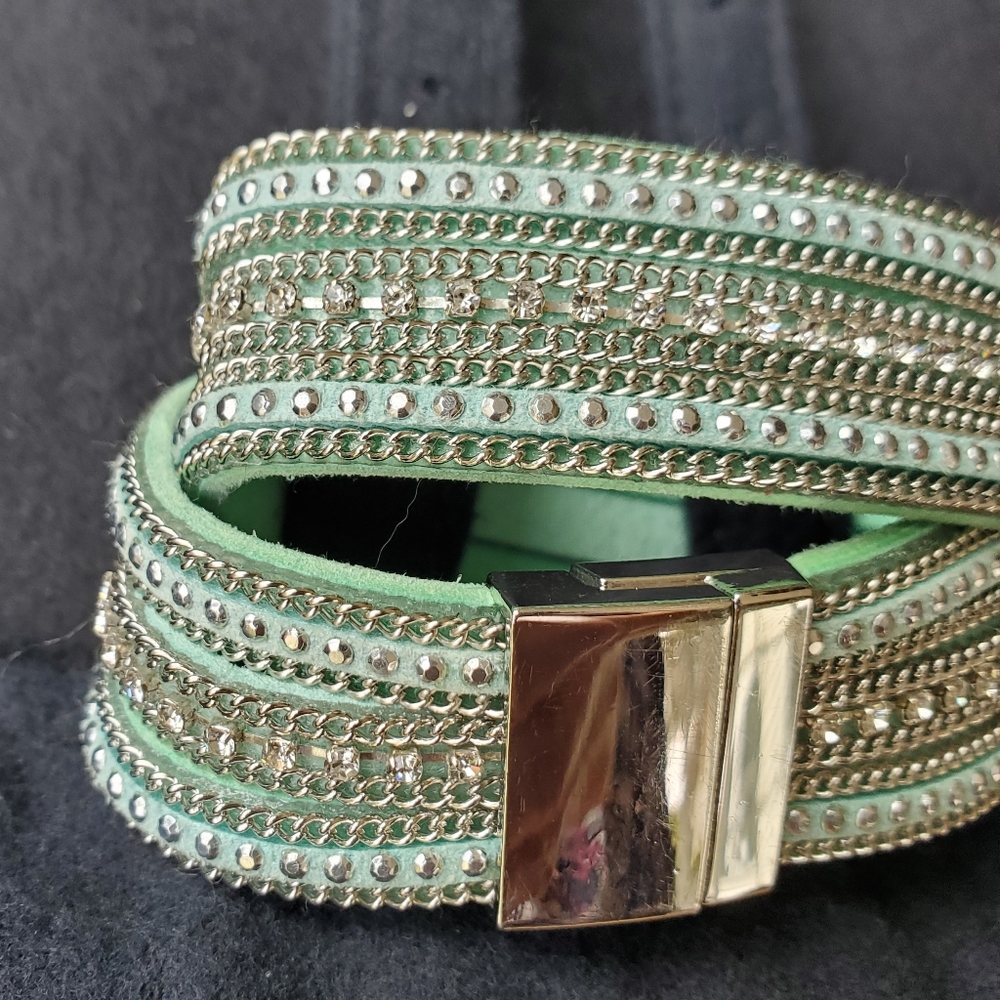 BRACELETS GALORE